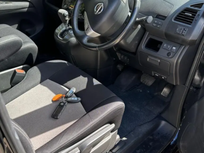 Nissan Serina 2012