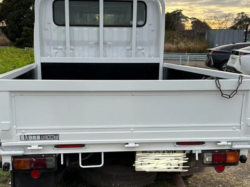 Used Toyota QDF-KDY231