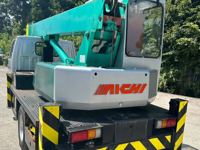 Isuzu Truck Crane