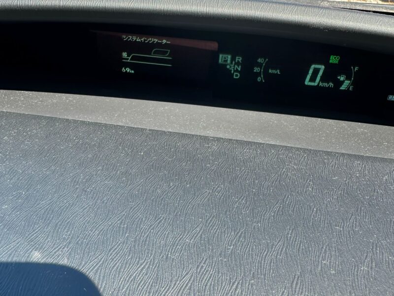 2011 Toyota Prius - Excellent Condition, Hybrid Efficiency