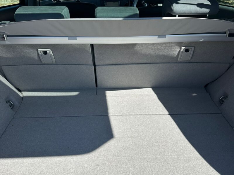 2011 Toyota Prius - Excellent Condition, Hybrid Efficiency