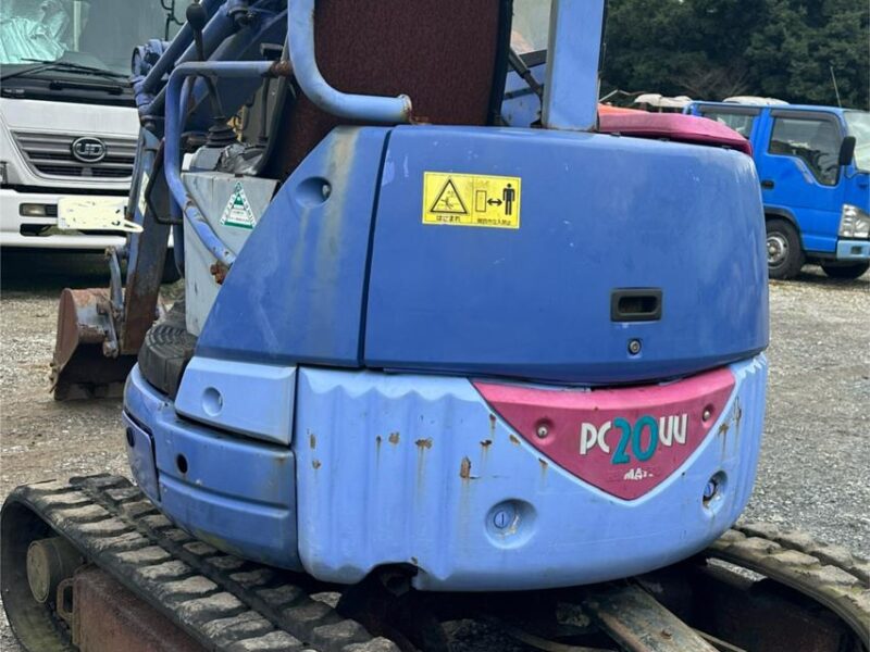Komatsu Excavator - Reliable Performance with 33,170 Mileage