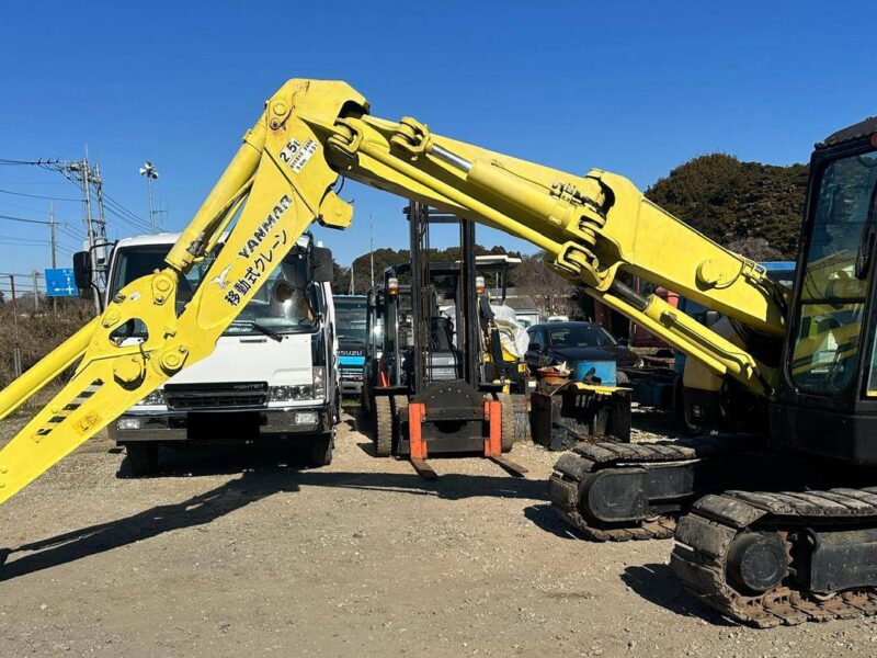Yanmar B7-5B Excavator