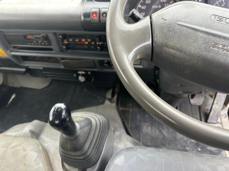 Used Isuzu Elf Dump Truck (PB-NKR81AD)