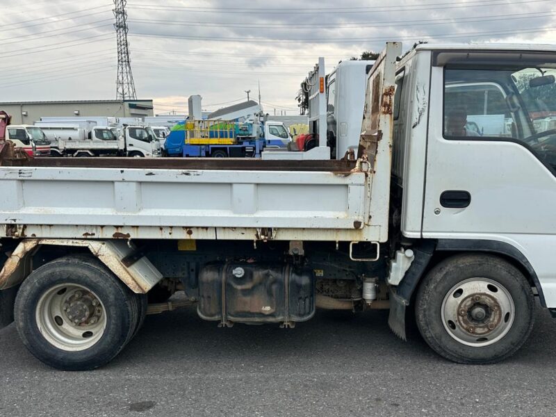 Used Isuzu Elf Dump Truck (PB-NKR81AD)