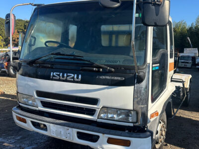 2003 Isuzu FORWARD Heavy-Duty Truck