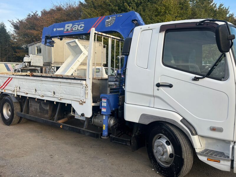 Mitsubishi Fuso Fighter with Tadano ZR385 Crane