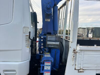 Mitsubishi Fuso Fighter with Tadano ZR385 Crane