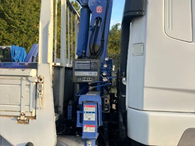 Mitsubishi Fuso Fighter with Tadano ZR385 Crane