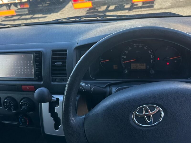 2014 TOYOTA HIACE VAN 2.0L Gasoline (AT) – CBF-TRH200V