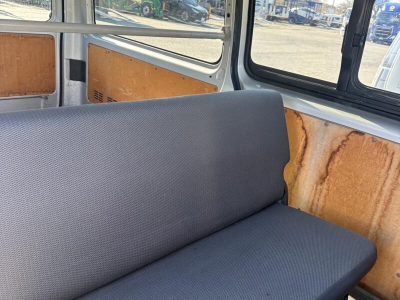 2014 TOYOTA HIACE VAN 2.0L Gasoline (AT) – CBF-TRH200V